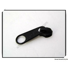 Nylon zipper pull